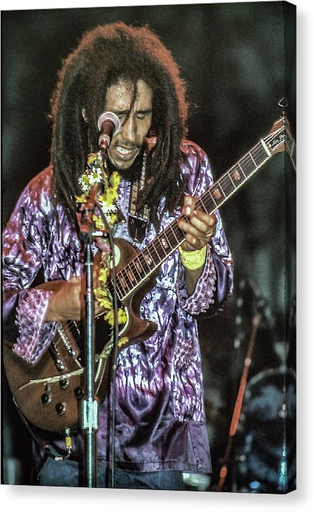 Bob Marley In Concert - Canvas Print